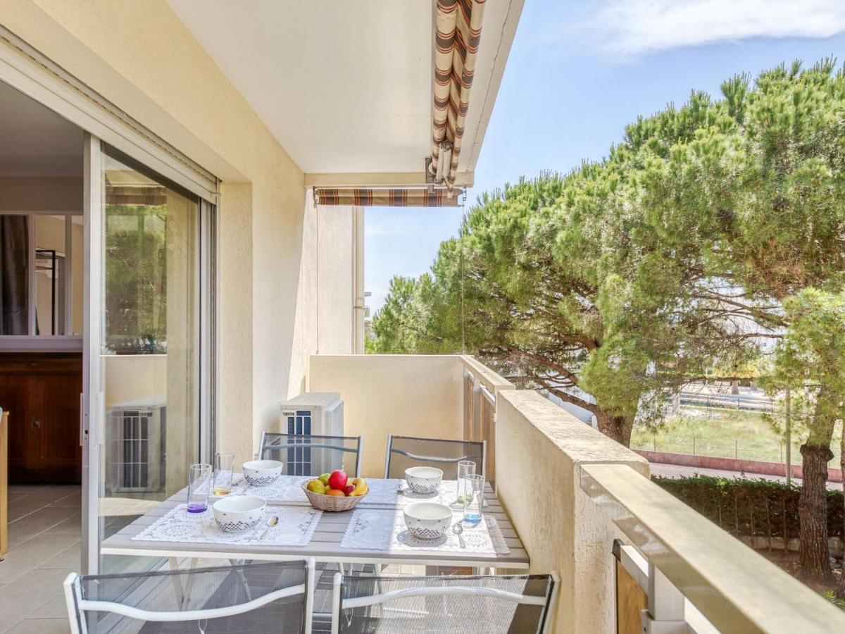 Apartment Les Jardins De Phebus By Interhome Frejus Luaran gambar
