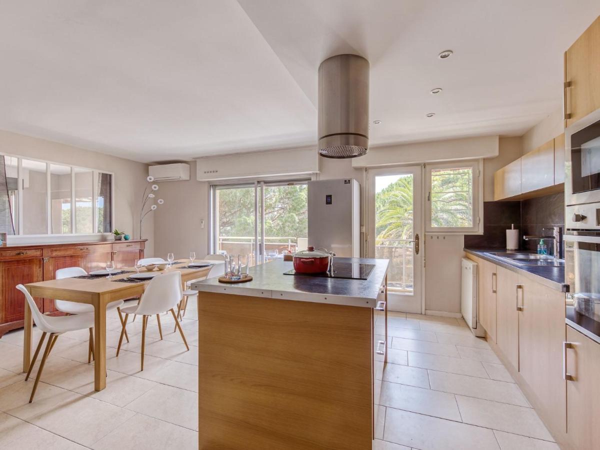 Apartment Les Jardins De Phebus By Interhome Frejus Luaran gambar